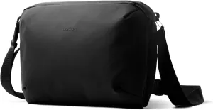 Bellroy Venture Travel Crossbody (black crossbody bag/travel bag with RFID protection and optimized for travel) - JetBlack
